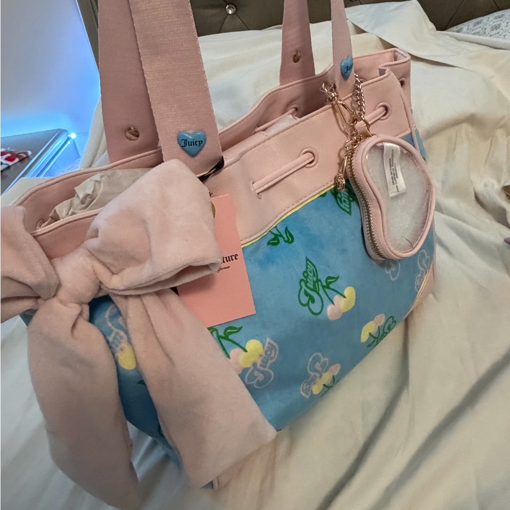 Juicy Couture Pastel Pink and Sky Blue Tote with Heart Charm - Picture 3 of 3